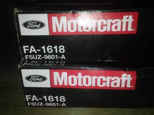 lot 137 image: Motorcraft FA1618 Diesel Air Filter