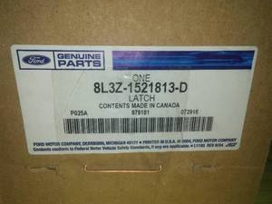 lot 152 image: LATCH - Drivers Side (LH) - Ford (8l3z1521813d) 2010-2017 Expedition, Lincoln Navigator, F-250 and F-350 Super Dutys.