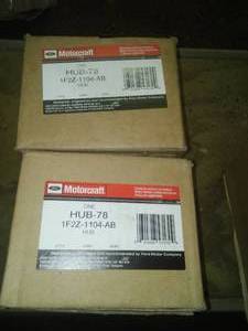 lot 171 image: Hub Assembly 3C3Z-1104-A 2003-2005 Excursion F-250 Super Duty F-350 Super Duty