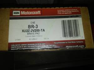 lot 182 image: Motorcraft XU2Z2V200TA - Motorcraft Standard Premium Brake Pads