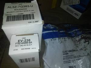 lot 282 image: Solenoid and PCV Valve (2)