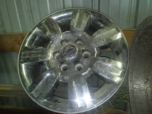 lot 312 image: 18 in. Alloy Ford Rims (2)