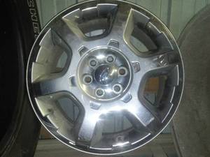 lot 314 image: 20 in. 6 lug Alloy Rims (4) Used but nice