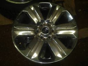 lot 317 image: 20 in. 6 lug Alloy Rim (2) NEW