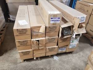 Lot of (1 Pallet) Light Bulbs