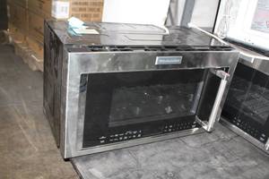 lot 687 image: KitchenAid Household Microwave Oven (New )