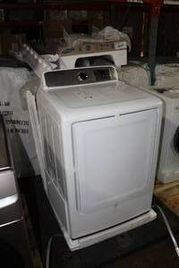 lot 677 image: Samsung Gas Clothes Dryer DV45H7000GWA2 (New )