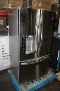 lot 673 image: LG Side-by-Side Refrigerator Bottom Freezer with WaterIce LFX28968ST06 (used)