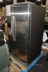 lot 648 image: Samsung Side-by-Side Refrigerator Freezer with WaterIce RS25H5111SRAA (return to vendor)