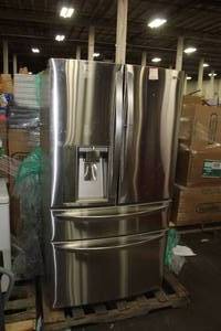 lot 641 image: LG Side-by-Side Single Drawer Refrigerator Bottom Freezer with WaterIce LMXS30776S00 (return to vendor)