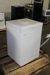 lot 616 image: Danby Chest Freezer (New )
