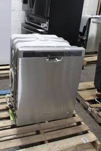 lot 636 image: Whirlpool Dishwasher WDF520PADM7 (used)