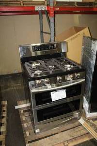 lot 712 image: Samsung Gas Range NX58K7850S (New )