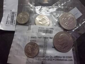 2-Ike Dollars, 2 Susan B. Anthony Dollars & 2- JFK 2006 P D Half Dollars