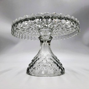 lot 15 image: Vintage Fostoria American Round Cake Stand
