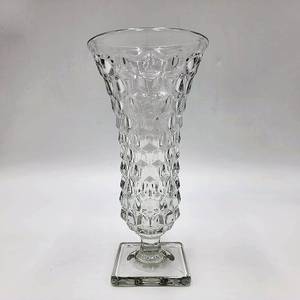 lot 20 image: Vintage Fostoria American Clear Square Footed Flower Vase