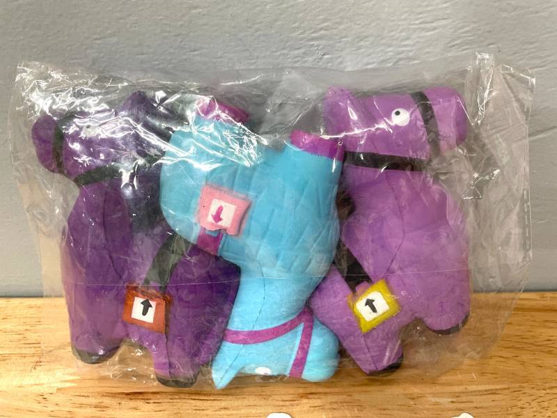 lot 100 image: Lot of 3 Fortine Squeeze Llamas and 40 Stickers