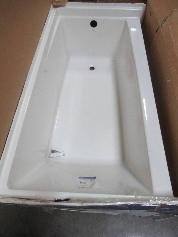 lot 519 image: Aquatic Capistrano 60 x 30 x 20 58 Acrylx Applied Acrylic Right Drain Rectangular Apron Front Non-Whirlpool Bathtub in White - Slight Damage to Tile Flange LH Side.