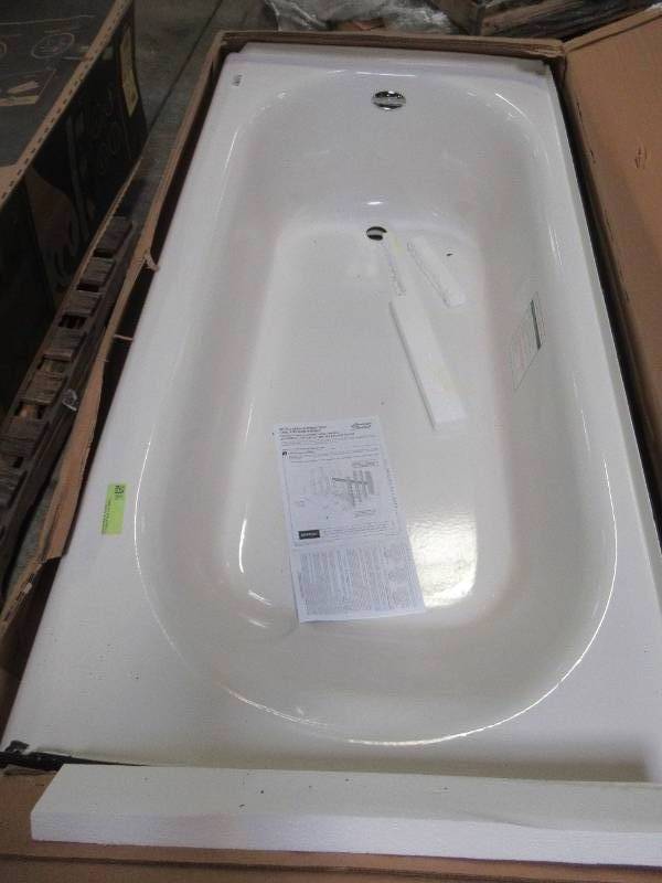 lot 534 image: American Standard Princeton 60 x 30 Americast Left Hand Drain Bathtub in White. - Enamel Damage on RH Front Corner.