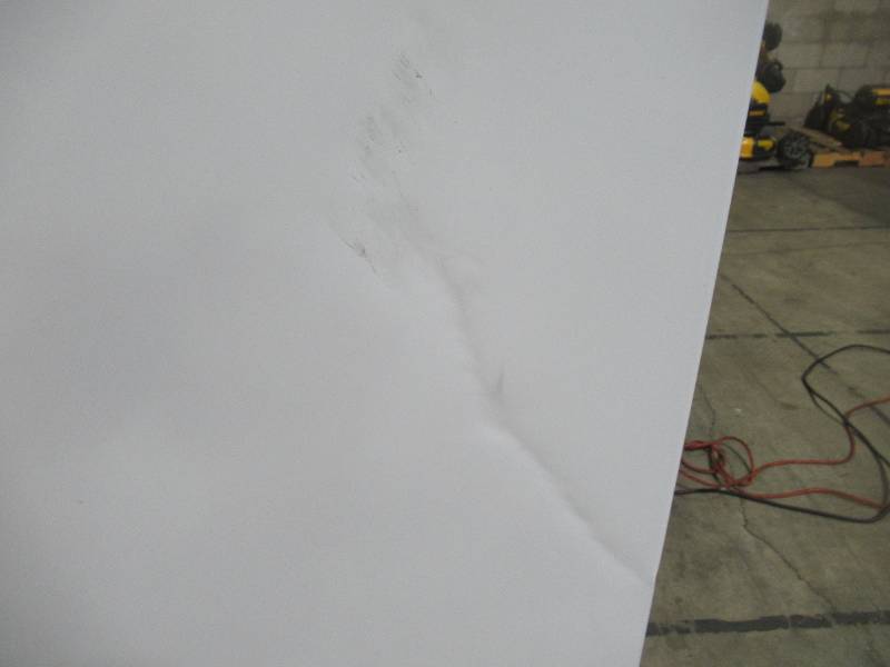 lot 609 image: Frigidaire 18.3-cu ft Top-Freezer Refrigerator (White) FFTR1835VW