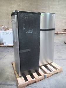lot 204 image: WHOLESALE MIXED PALLET OF UPRIGHT FREEZER AND MINI FRIDGE