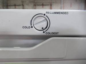 lot 210 image: Magic Chef 5.8 cu. ft. Upright Freezer in White HMUF6WE