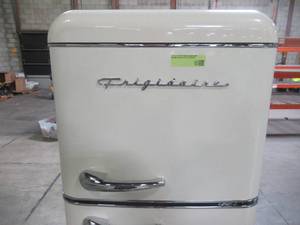 lot 211 image: Frigidaire 7.5 cu. ft. Mini Fridge in Cream with Rounded Corners and Top Freezer EFR756-CREAM