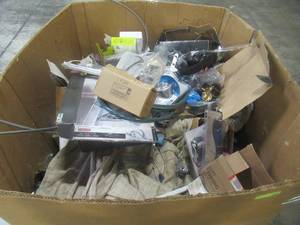 lot 305 image: WHOLESALE MIXED PALLET OF BATHROOM PLUMBING, HARDWARE AND COMMERCIAL SUPPLIES