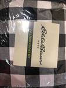 lot 128 image: Eddie Bauer Mountain 3-Piece Black Plaid Cotton FullQueen Duvet Cover Set, 223966, NEW