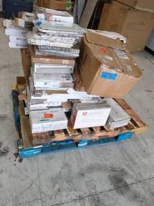 PALLET OF MIXED TILE AND MIXED FLOORING