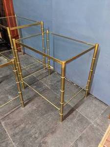 lot 36 image: Hollywood Regency Brass & Glass Nested Table Set