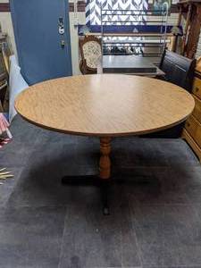 lot 22 image: Durable Dining Table wWood & Cast Iron Base
