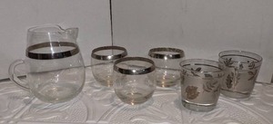 lot 78 image: Small Glass Pitcher wMatching Glasses 