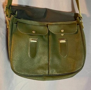 lot 87 image: Paquetage Messenger Bag