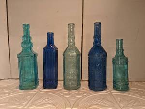lot 76 image: Array of Decorative Blue Bottles