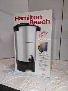 lot 90 image: Hamilton Beach 42 Cup Coffee Urn