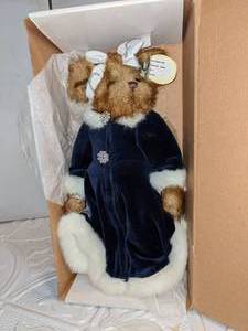 lot 120 image: Bearington Collection Plush Sandra Bear, New