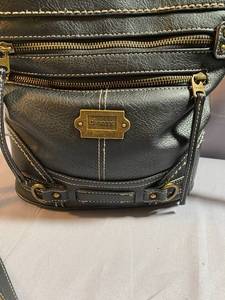 lot 88 image: Concept Crossbody Purse