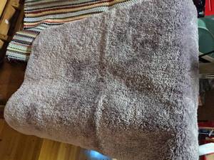 lot 137 image: 5 Rugs - 3 Rag Rugs & More