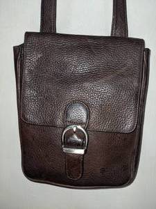 lot 23 image: Eddie Bauer Brown Pebbled Leather Crossbody Organizer Bag