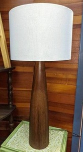 lot 7 image: Danish Teak Tall Tapered Table Lamp