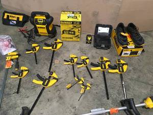 lot 23 image: Lot of Dewalt Power tools and items