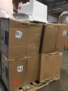lot 2 image: Lot of 4 All-in-One 24 in. x 24 in. 20 Gal. Freestanding Laundry Tub in White, with Non-Metallic Pull-Out Faucet in Chrome by Glacier Bay Customer Returns See Pictures