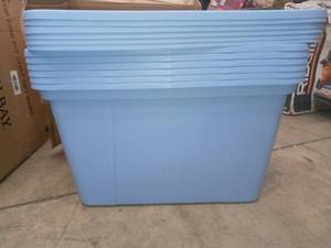 11 Storage Totes with covers costumer returns see pictures