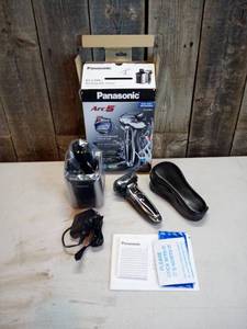 Panasonic - Arc5 Automatic CleaningCharging WetDry Electric Shaver - Silver