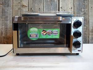 Hamilton Beach - Sure-Crisp 4-Slice Air Fryer Toaster Oven - STAINLESS STEEL