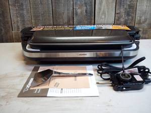 Zojirushi - Gourmet Sizzler 19 Electric Griddle - Stainless Brown