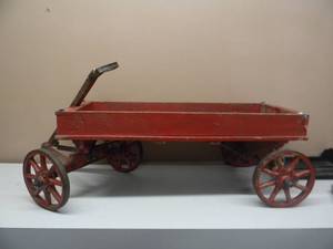 lot 34 image: ANTIQUE  VINTAGE SPOKED WHEELS WOOD WAGON - NICE -  AWESOME PIECE - SEE PICTURES