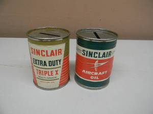lot 44 image: VINTAGE SINCLAIR EXTRA DUTY & AIRCRAFT OIL OIL CAN ADVERTISING COIN BANKS - NICE - GREAT PIECE - SEE PICTURES