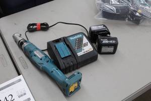 Makita DFL204F 14.4V Cordless Drill  with 14.4VDC Batteries (x2) and Charger DC18RC